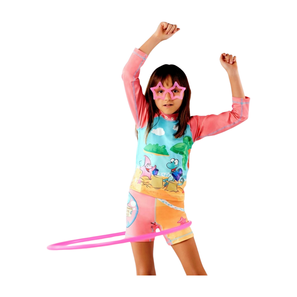 Set Rash Guard y Short Niña con UPF 50+ Aquamandra Castillo de Arena Palo de Rosa / Azul Cielo - AQ101